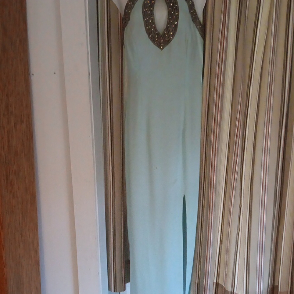 Green Sleeveless Halter Gown for Cocktail